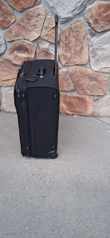 Bolsa de Viaje TUMI ALPHA Nylon Balístico 2 Ruedas Negra 26"x20"x12” 22026D4 Foto 4 de 4