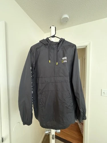 VANS x National Geographic Windbreaker Zip Jacket Men Medium Black Yellow - product listing photo