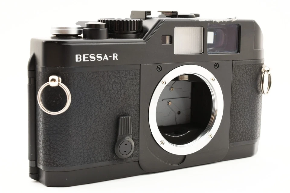 Пленочная камера с дальномером Voigtlander BESSA-R 35 мм с подлинным ремешком [почти как новая] - Изображение 4 из 4