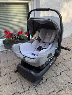 Bugaboo Turtle Air Babyschale Grau mit Isofix-Basis, Sonnendach, Kopfstütze