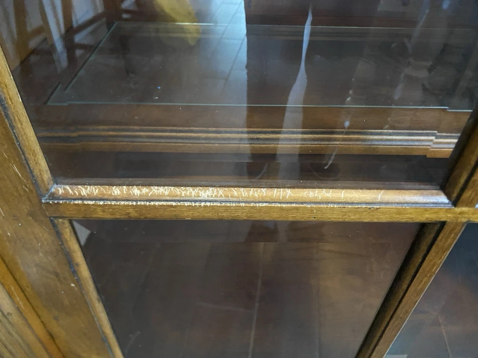 Витринный шкаф с подсветкой Ethan Allen Townhouse - Изображение 3 из 4