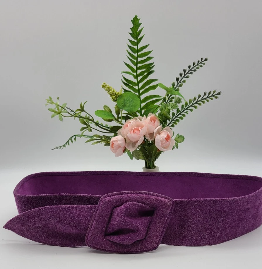 CINTURÓN DE GAMUZA MUJER CINTURÓN DE CUERO MORADO Foto 4 de 4