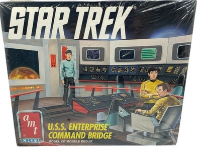 Vintage 1991 AMT Star Trek 25th Anni USS Enterprise Command Bridge Model Kit NEU