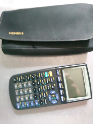 Taschenrechner TI83 von Texas Instruments