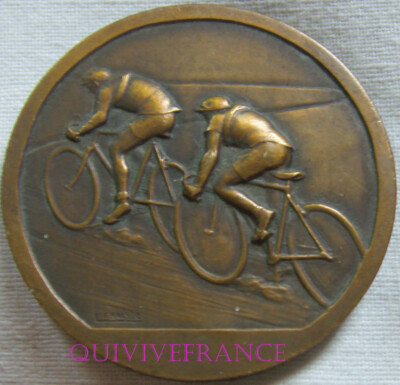 Deux médailles au championnat du monde cycliste pour notre journaliste, Guy Vallée
