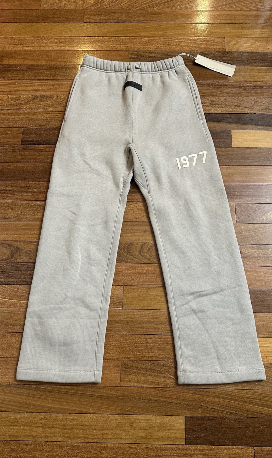 Essentials Fear Of God 1977 Grey Gray/ Khaki  Sweatpants Kids 10. New With Tags! thumbnail 3