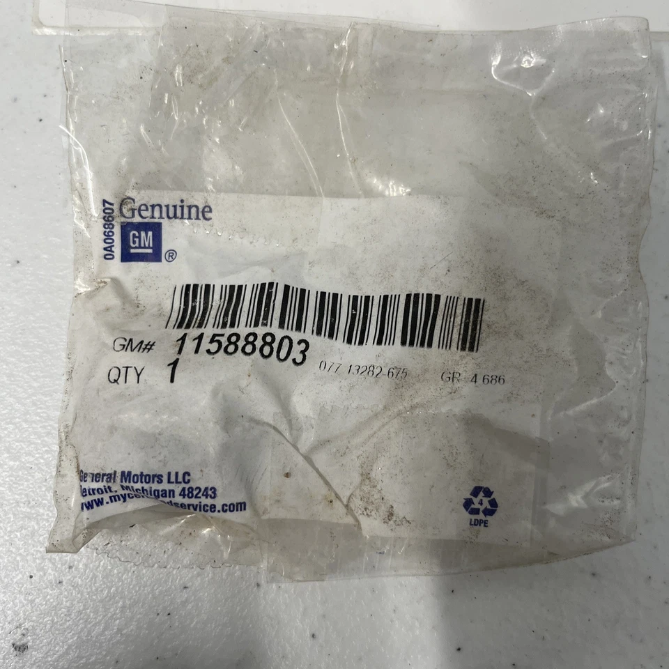 Tuerca de tubo delantera de freno trasero genuina GM - 11588803 Foto 2 de 3