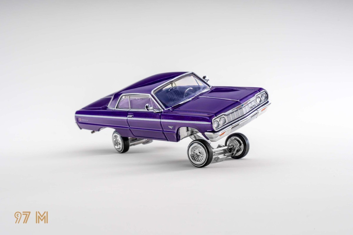 97M 1:64 Impala 1964 Low Rider Hydraulic Chassis Diecast Car Model