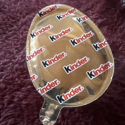 50 x KINDER JOY Schokolade Hälften (ohne Spielzeug) MHD 06-07 2026 