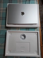 Apple MacBook Air 15 M4/16GB/256GB/Silver/Wty 2/27 MW1G3LL/A - New open box