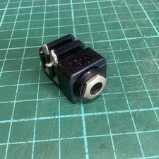 Vintage 60&rsquo;s RE-AN Mono 1/4" Jack Socket for Valve Amplifier - 1 Piece LOT A