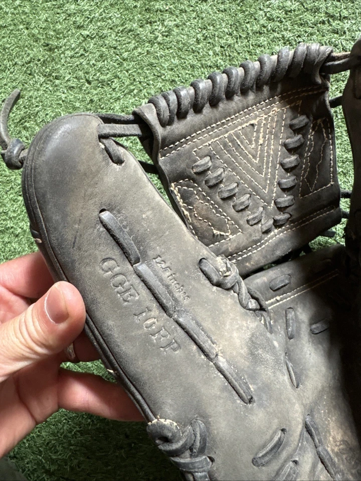 GUANTE DE SOFTBOL LANZAMIENTO RÁPIDO MIZUNO GLOBAL ELITE GGE10FP 12,5" - DIESTRO Foto 3 de 4