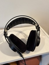 AKG Q701 Quincy Jones Open-Back Studio Reference Headphones Black