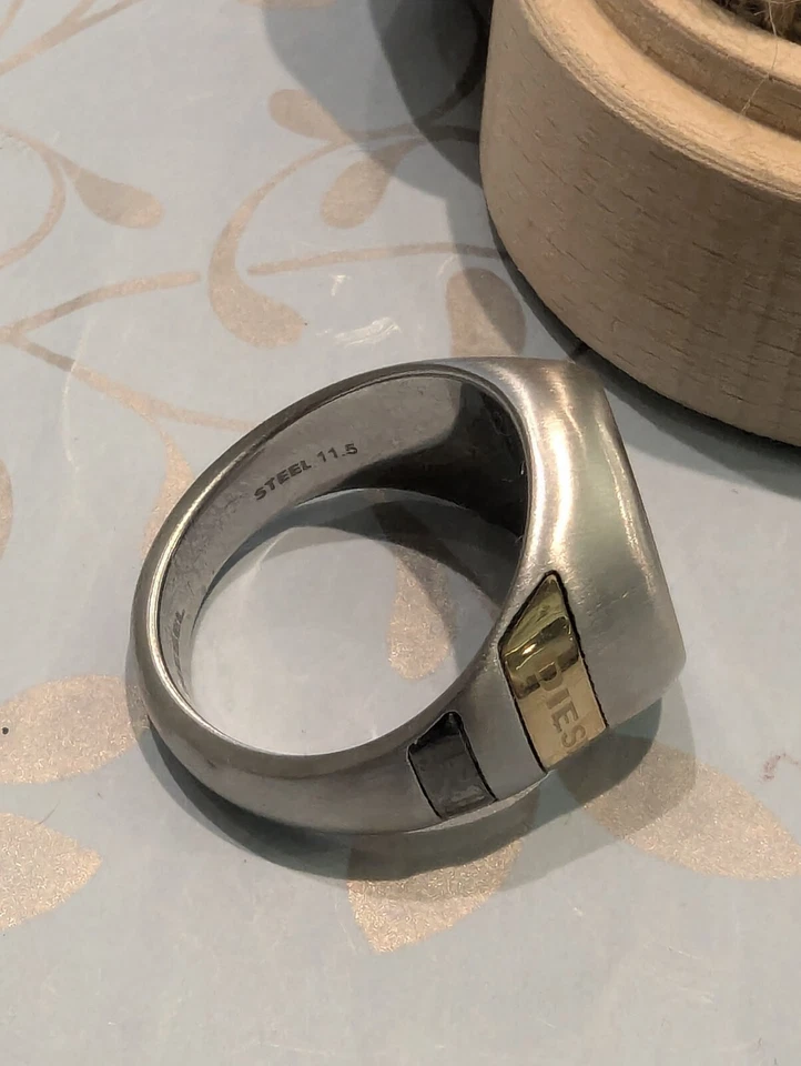 Diesel Herrenring Edelstahl Teilvergoldet Labradorit Rund Vintage Look Größe - Bild 4 von 4