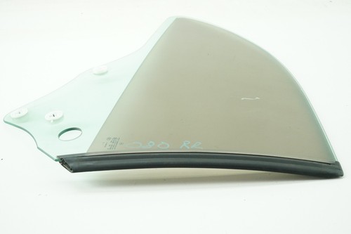 2004-2009 Mercedes W209 CLK350 Convertible Rear Right Quarter Panel Window Glass - Picture 5 of 9