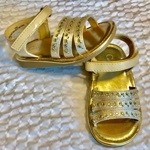 cole haan girls sandals