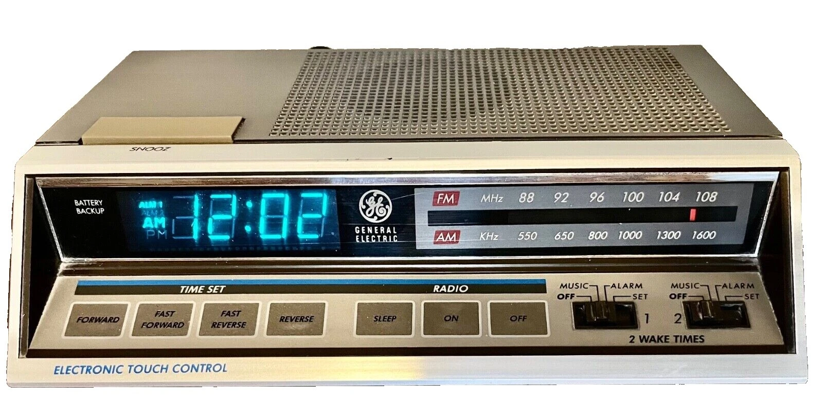 GE Design Alarm Clock Radios Radios