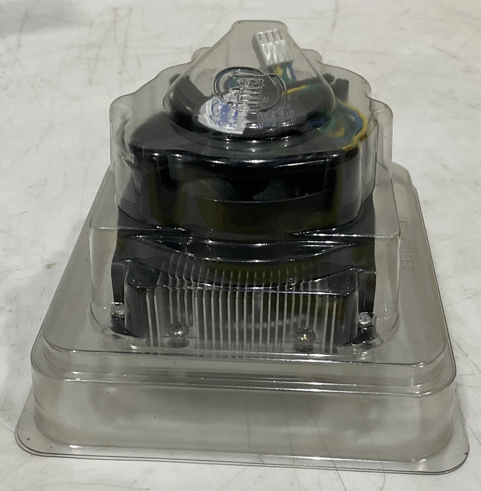 INTEL E30325-001 COOLER CHEAT-SINK FAN U3S - Image 4 of 4