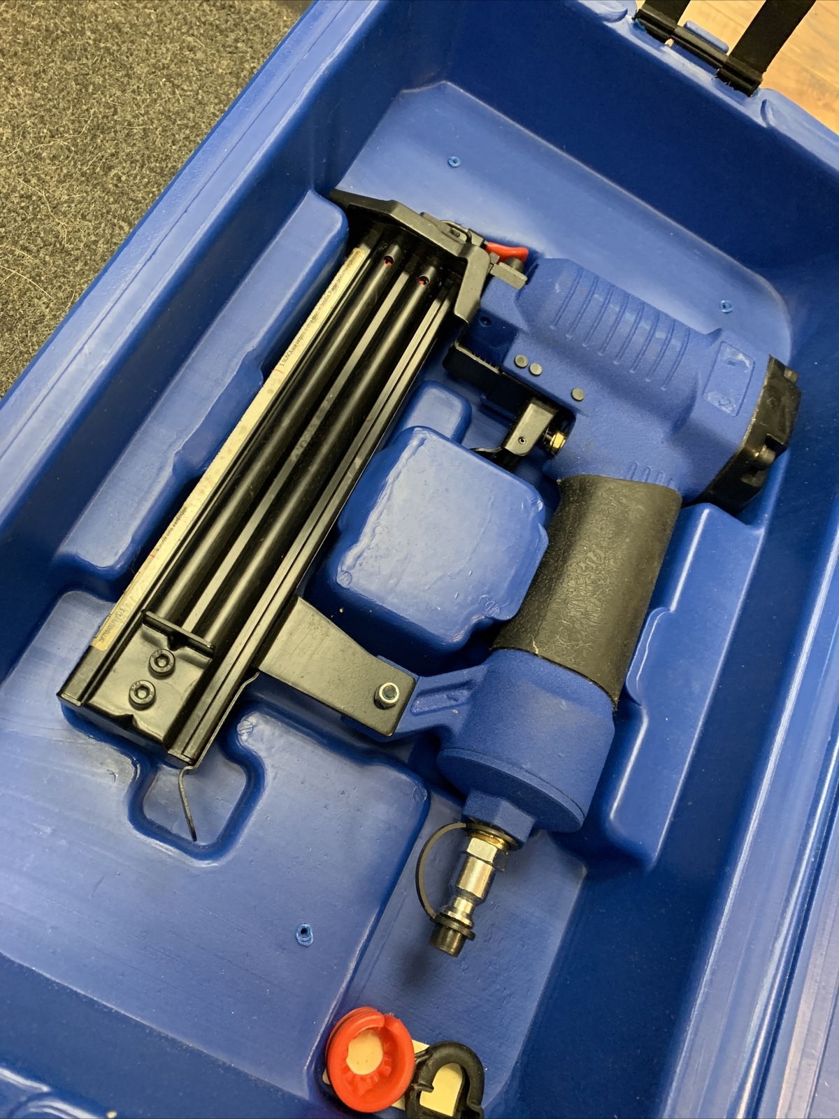 (SEE PHOTOS) Campbell Hausfeld Air Nailer Set Of 3 (Case Damage) eBay