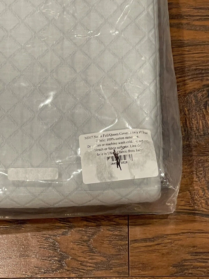 Cobertor completo/queen Matouk M087 Nadia 500 hilos de algodón egipcio  Foto 4 de 4