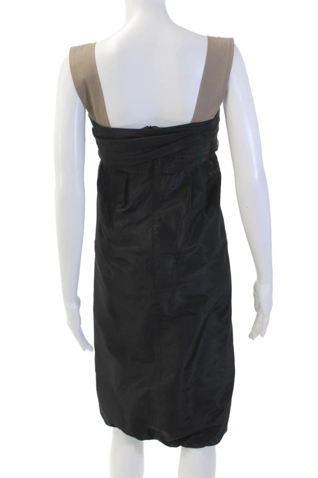 Vestido recto plisado sin mangas con cuello cuadrado de seda negro talla 6 Max Mara para mujer Foto 3 de 4