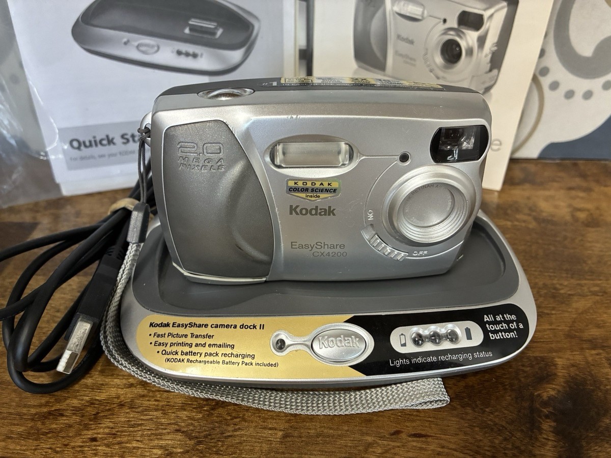 Kodak EasyShare CX4200 2.0MP LCD Digital Camera & Dock 2GB Memory