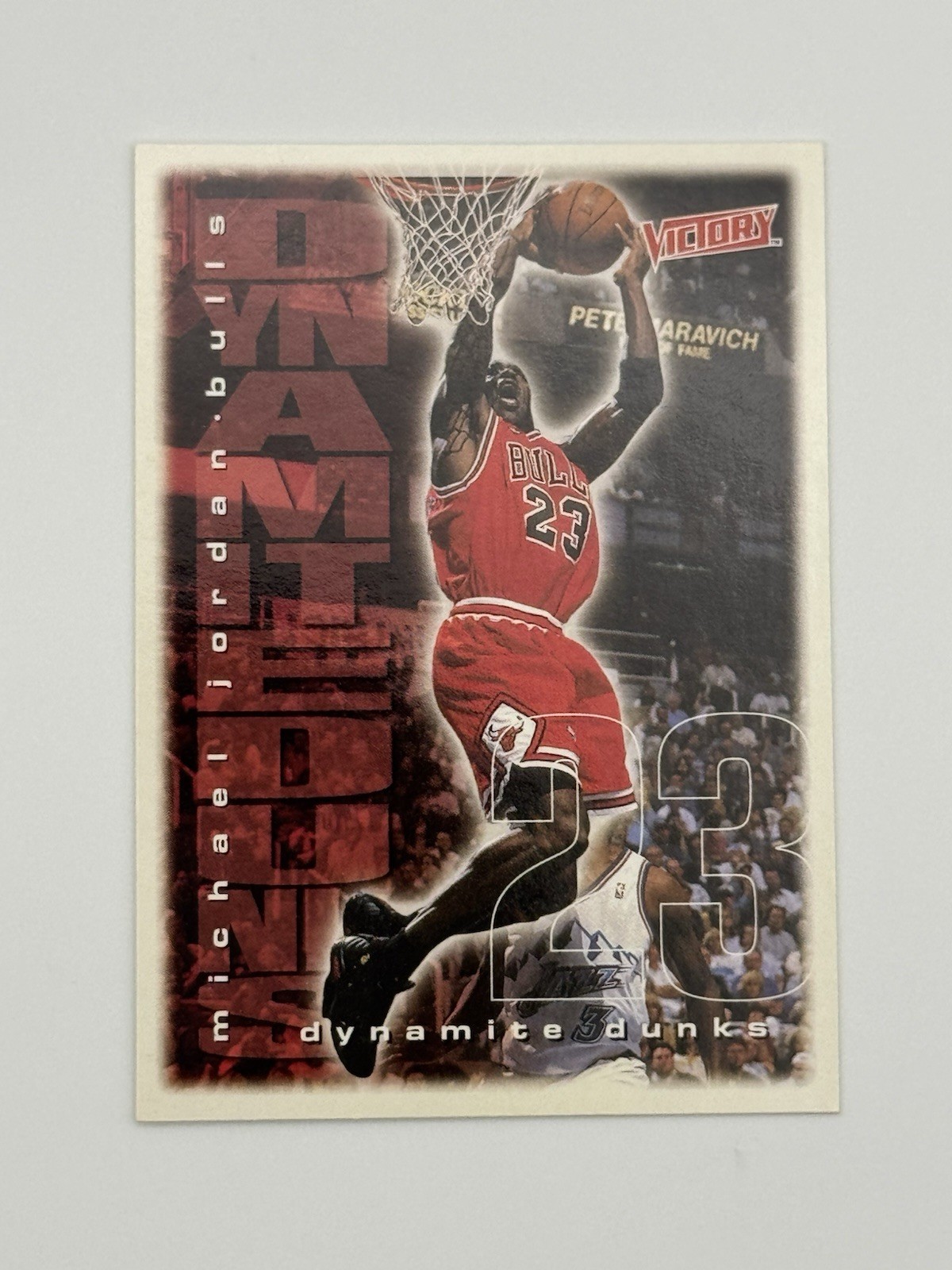 1999 Upper Deck Victory #331 Michael Jordan DYNAMITE DUNKS Chicago Bulls HOF
