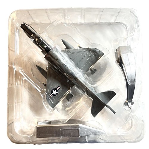 WLTK Douglas 1:72 Douglas A-4C Skyhawk USMC Marines VMA-242 BATS, Missile Crisis - Imagen 12 de 14