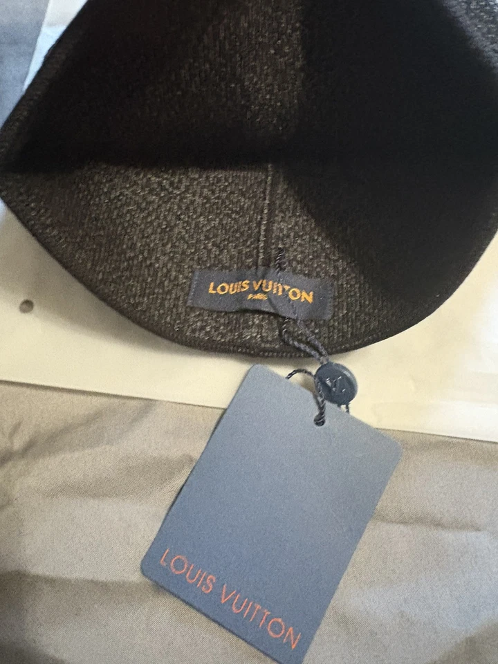Louis Vuitton Beanie Black - Image 2 of 2