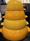 Vintage Pyrex Sunflower Daisy Yellow Orange Cinderella Nesting Bowl Set Of 4
