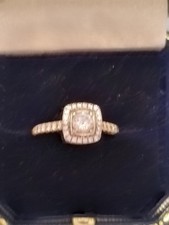 Diamond Engagement Ring 0.30 Carat 18k Yellow Gold Band