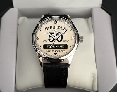 Fabulous At 50 personalisierte Geburtstag Ihr Name Uhr Geschenk 38mm Zifferblatt verpackt