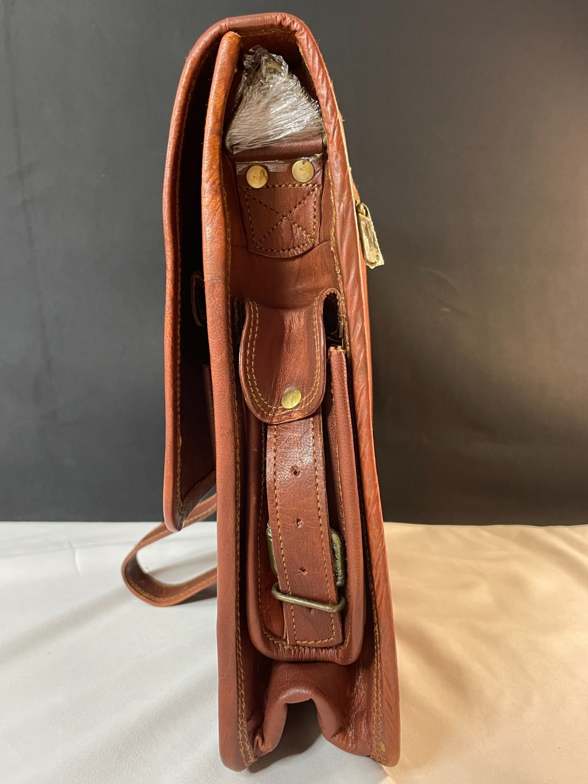 Cuero Brown Solid Leather Crossbody Strap Satchel… - image 4