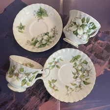 Royal Albert Bone China 2 Sets Of Tea Cup & Saucer “White Trillium” & “Trillium”