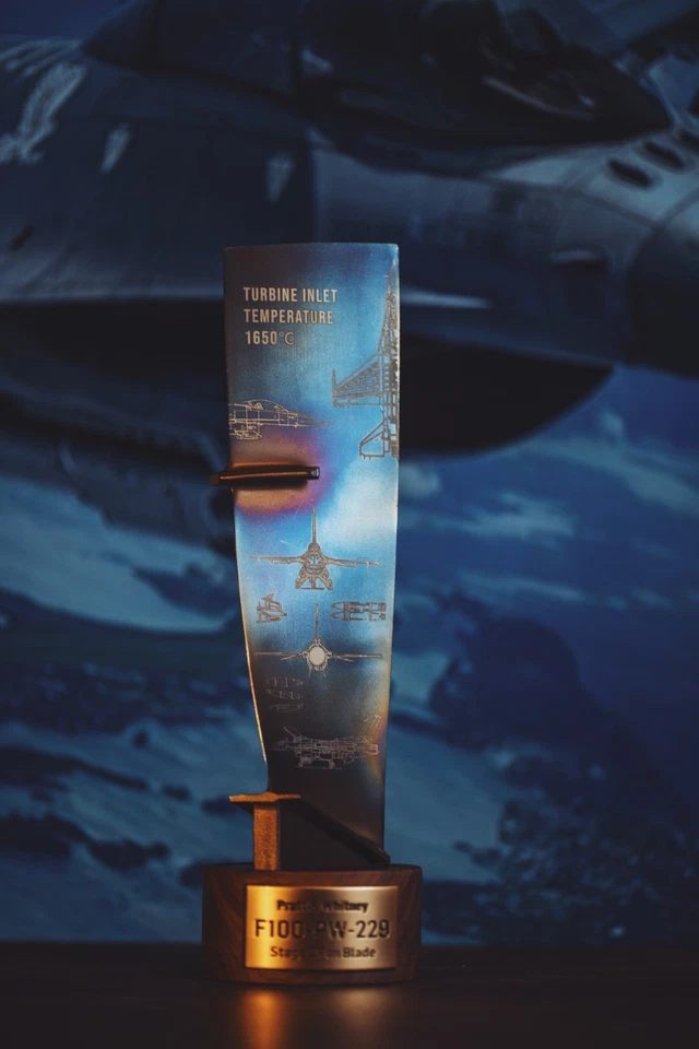 Lâmina de motor de titânio F16, arte de jato Falcon de combate, decoração de aviação da USAF - Imagem 2 de 4