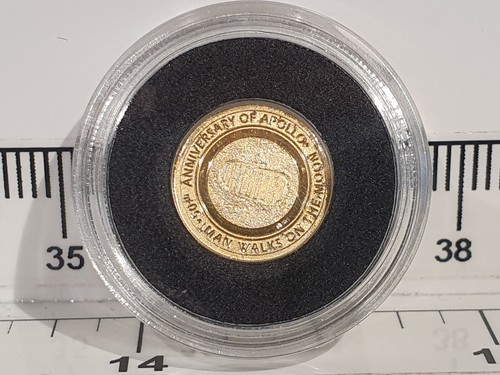 (Lotto 880) Moneta Oro 14ct ~ 0,5 Grammi ~ 50° Anniversario di Apollo - Foto 2 di 3
