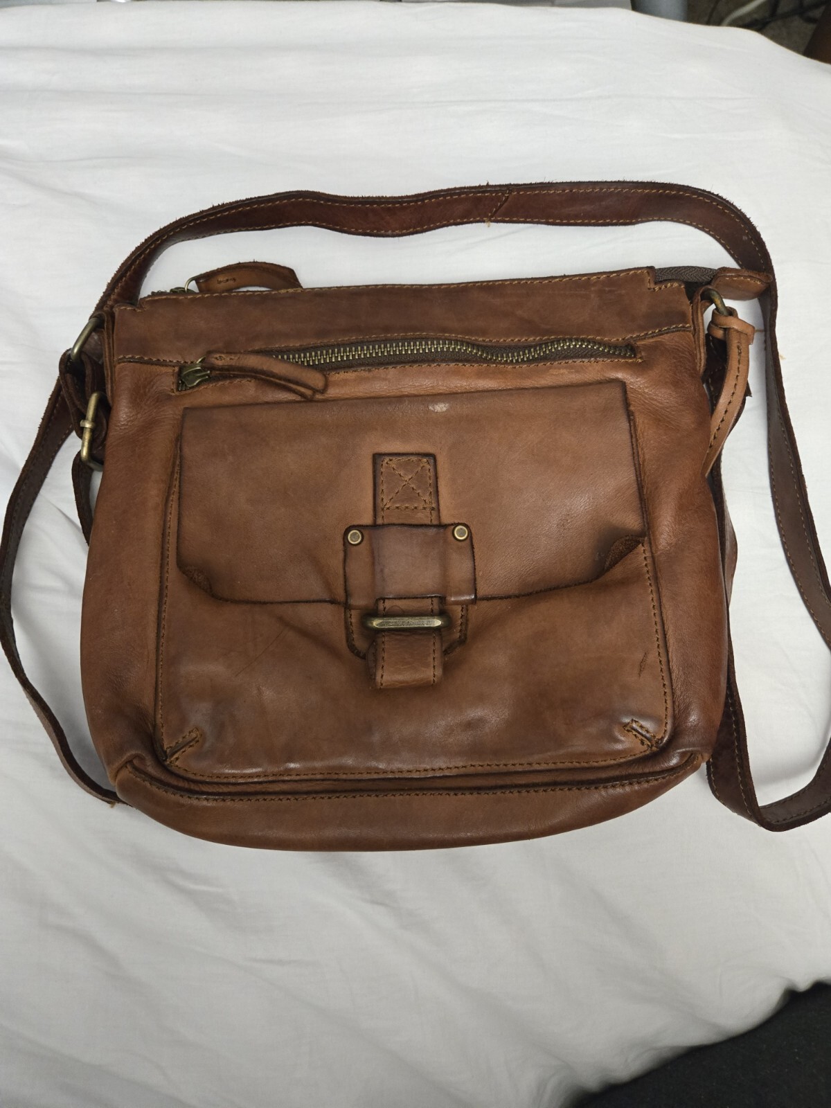 Harbour 2nd Crossbody Bag in Soft Distressed Leather