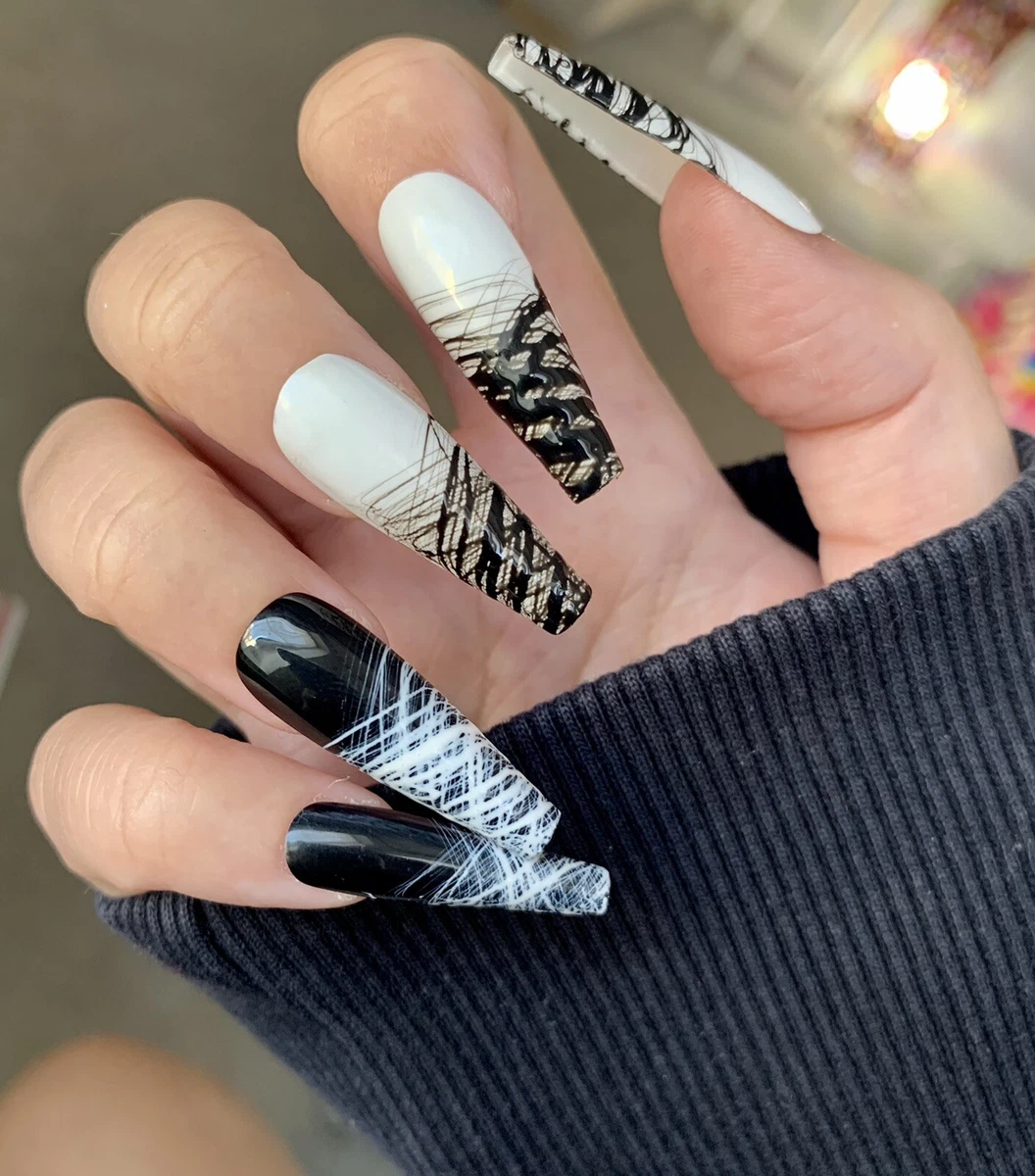 Black & White Louis Vuitton Nails  Louis vuitton nails, Acrylic nails  coffin pink, Chanel nails