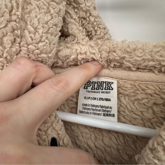 PINK Victoria’s Secret | Sudadera con capucha con cremallera de piel sintética tostada pequeña S para mujer Foto 3 de 4