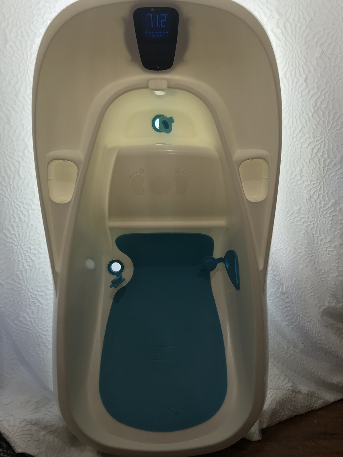 4moms baby bath tub with thermometer