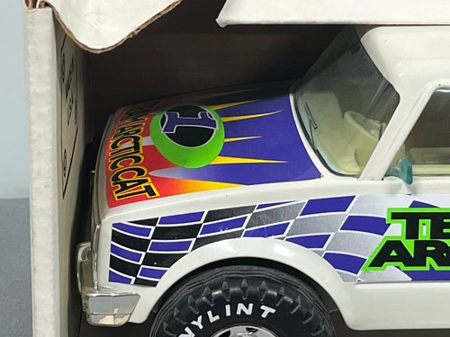 Team ARCTIC CAT 1 Chevy Racing Pickup Truck Private Label NIB NYLINT Artic - Picture 3 of 10