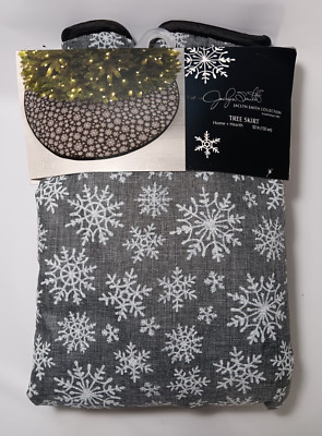 Home+Hearth Jaclyn Smith Collection 52'' Snowflake Christmas Tree Skirt Gray