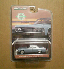 Greenlight Exclusive 1965 Lincoln Continental 1/64 Scale Die-cast Model Car