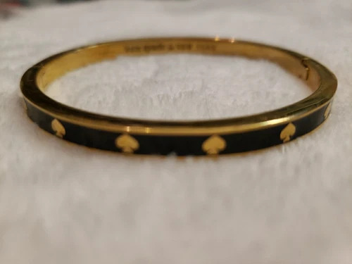 Bracciale con cerniera smaltato nero Kate Spade Spot The Spade.