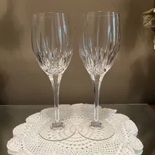Mikasa Arctic Lights 9" Water Wine Crystal Goblets Glasses Pair Set Of 2