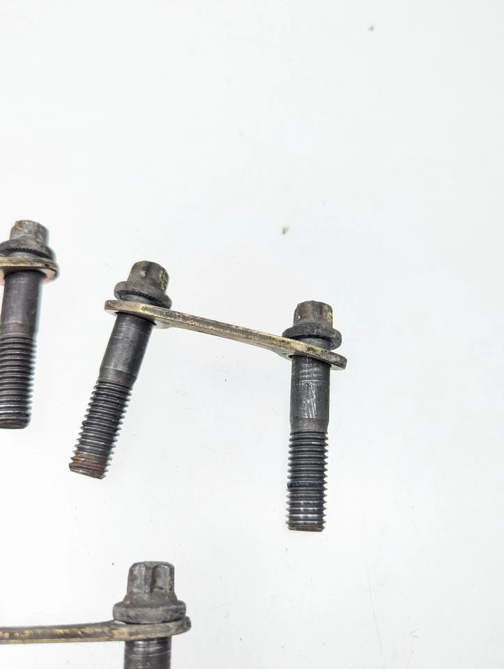 Комплект болтов задней оси CV V8 1995-2001 BMW 740i 740iL 4,4 л от оригинального производителя - Изображение 3 из 4