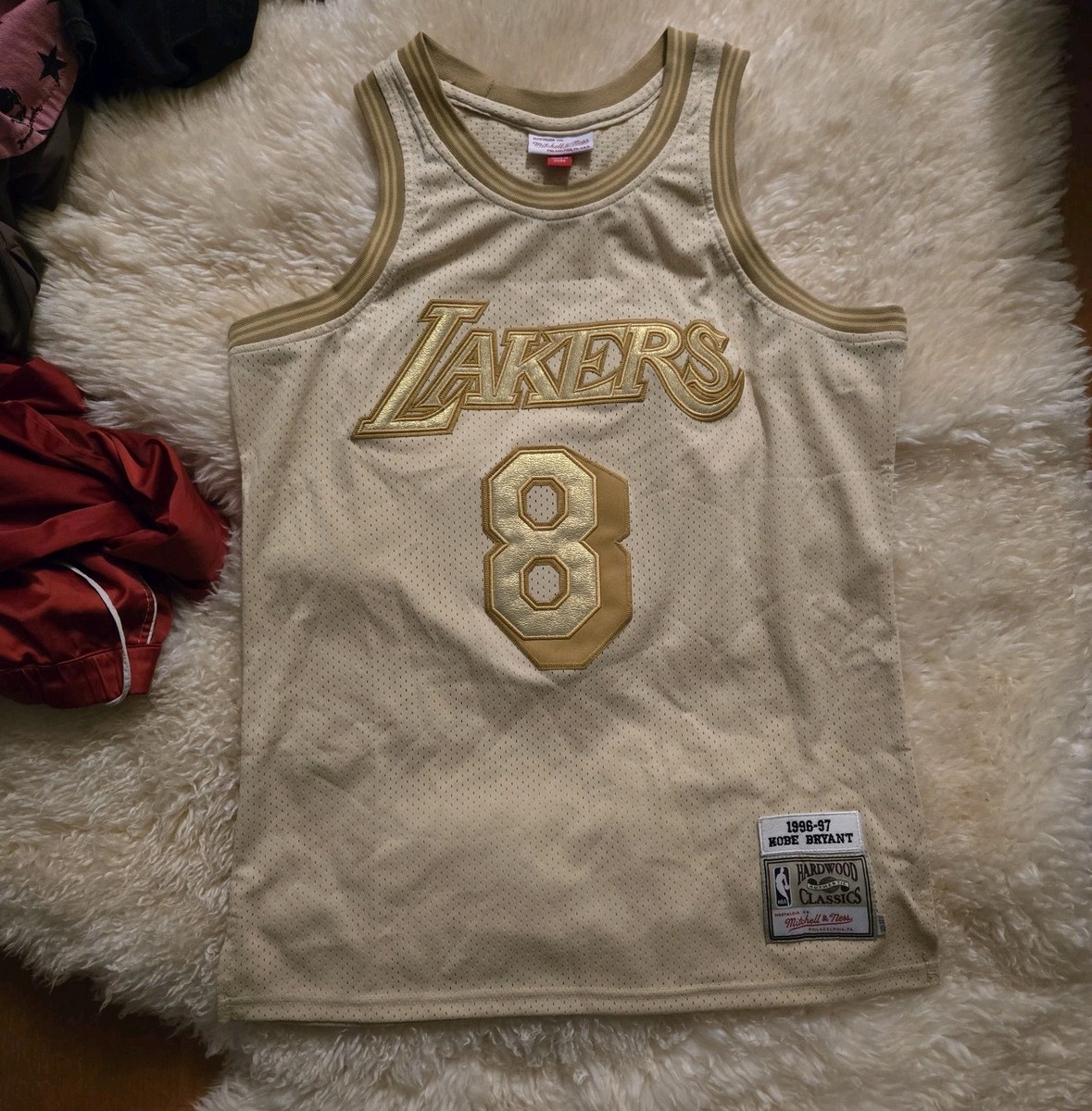 スポーツ選手 MJ gold Kobe Bryant 1996-97 Lakers Gold Mitchell & Ness Authentic Jersey