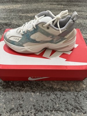Nike Women s M2K Tekno Size 5
