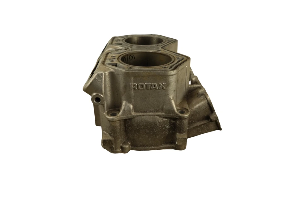 Ski doo Summit 800 Cylinder 2008 SB111 - Image 3 of 4