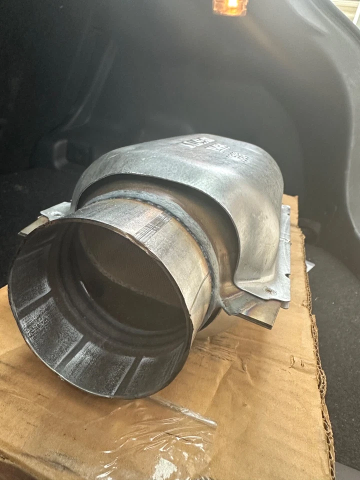 Catalytic Converter-EPA Walker 15036 - Image 3 of 4